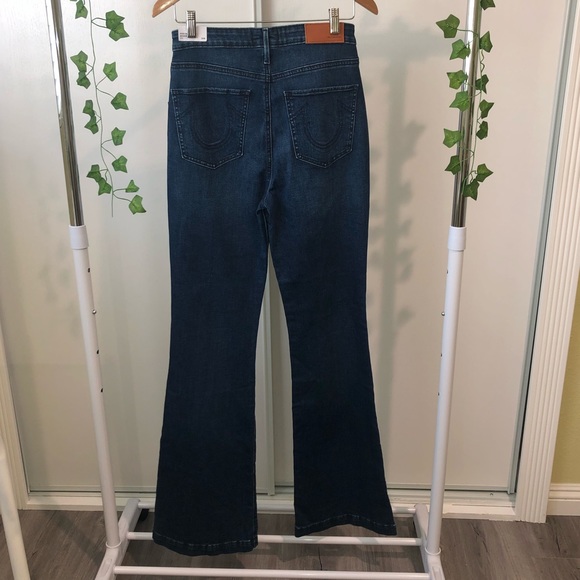True Religion high rise modern flare Jeans - Picture 5 of 10